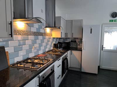  Room Available in a Large Clean Furnished Propery Main Photo