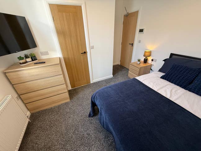 First Month Rent 1/2 Price!! Newly Renovated! Main Photo