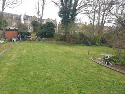 Sefl Contained Studio Flat  Main Photo