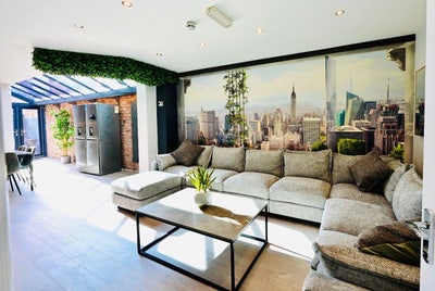 Designer -9 Bed House Share Fallowfield  Main Photo