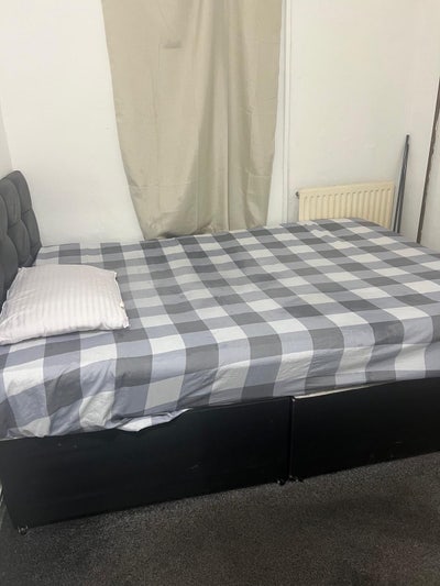 Furnished room available for one person  Main Photo