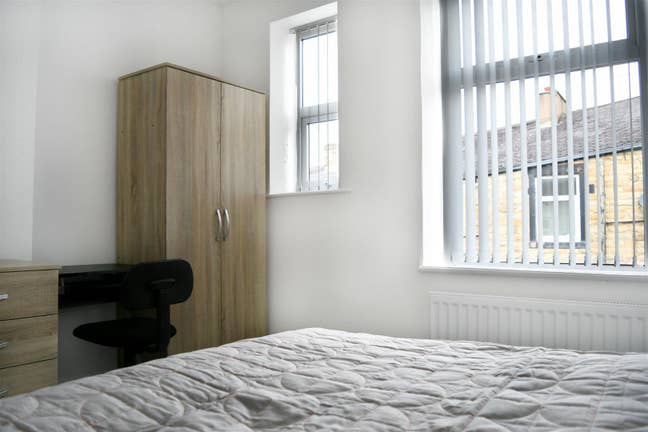 Full Furnished room to rent on Woodbine Road  Main Photo
