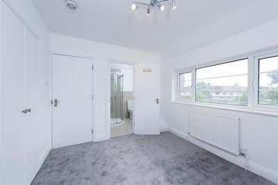 28 First floor rear room, Cavendish Avenue Ruislip Main Photo