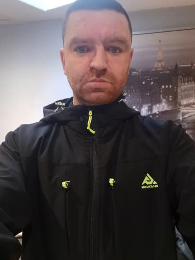 38 year old Male seeks a single or double room Main Photo