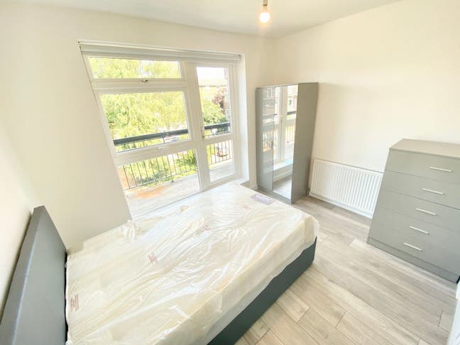 1 Great Modern Ensuite in Canary Wharf Main Photo