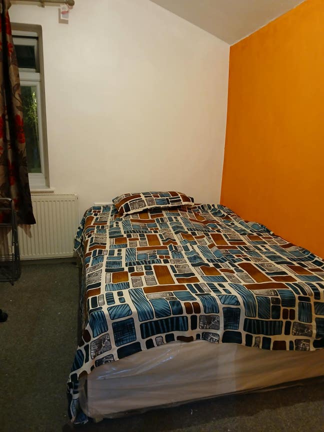 Double bedroom in East Ham  Main Photo