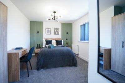 Fab Double En-Suite Room in Luxury Co-Living HMO Main Photo
