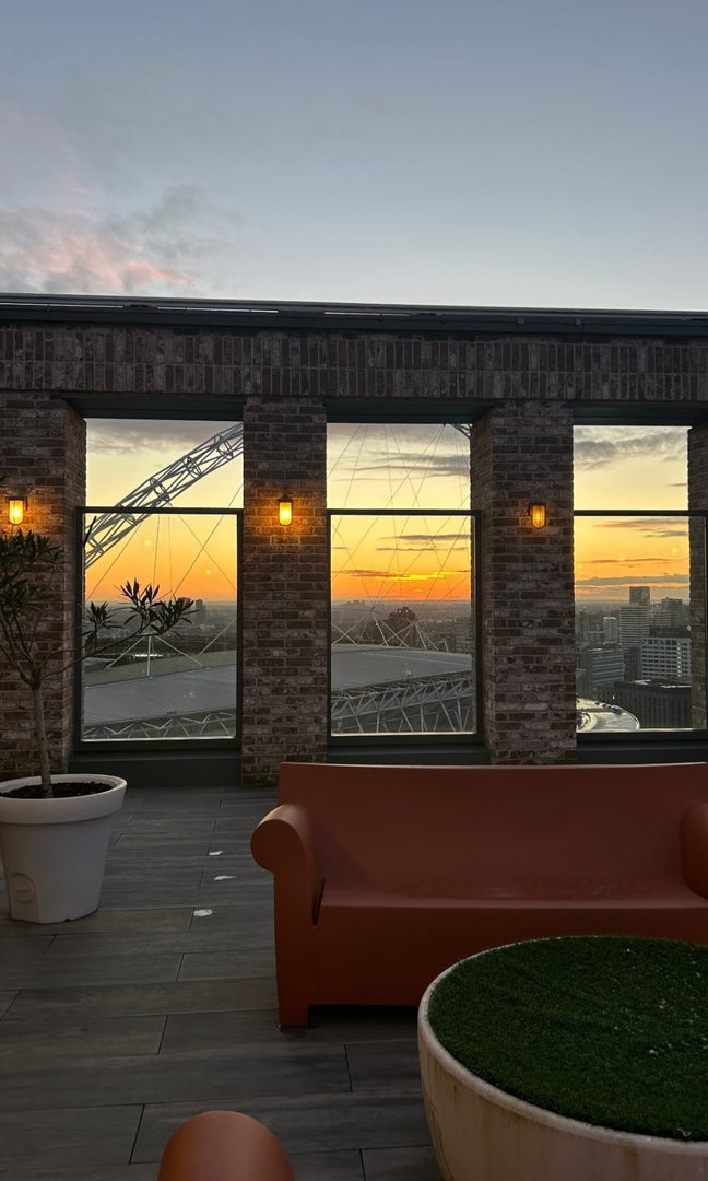 Friendly Female Houseshare in a Modern Flat Main Photo