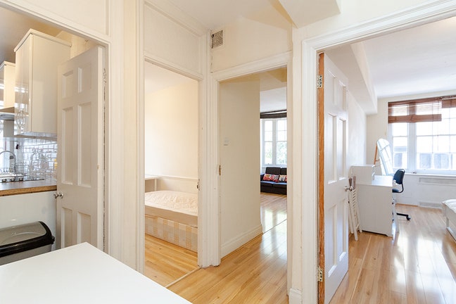 3 Bed Flat in Bayswater, W2 Main Photo
