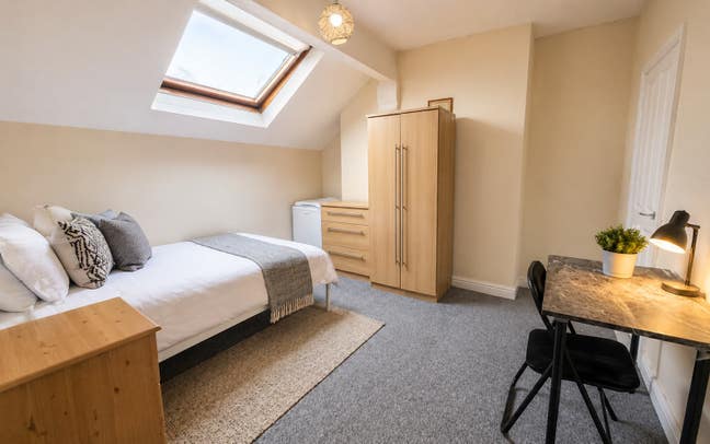 Double en-suite room Main Photo
