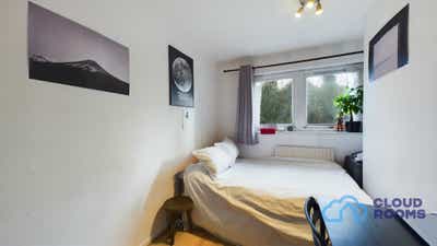 Two Rooms – E14  🏠  Ilse of Dogs / Canary Wharf Main Photo