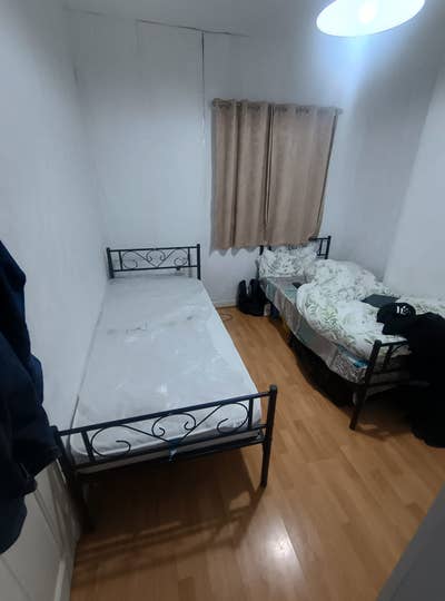 Sharing room Available in Upton Park Main Photo