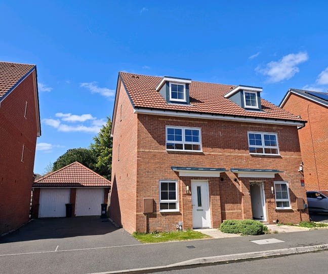 Room in a Shared House, Ashcott Avenue, LE4 Main Photo