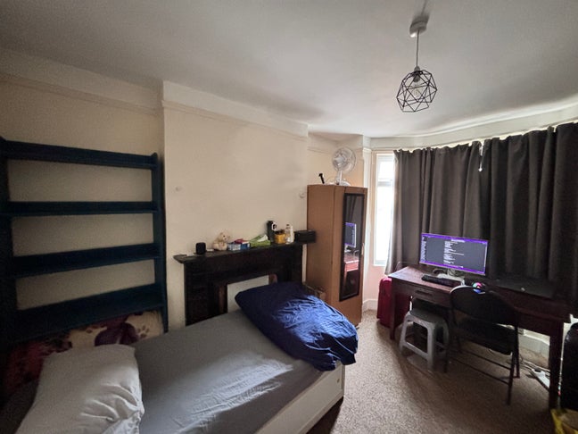 Huge Single Room on Botley Road – &pound;540 PCM  Main Photo