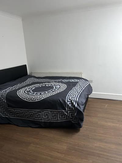 Big double room en suit for rent  Main Photo