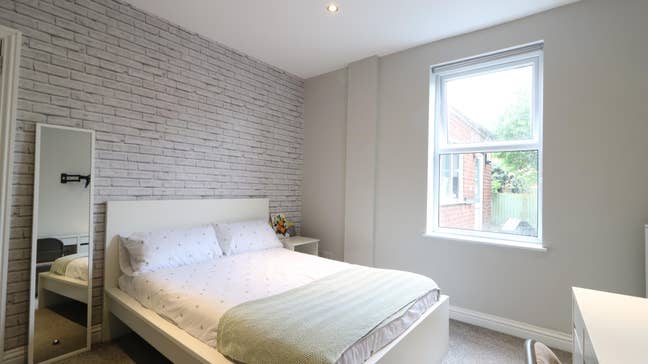 Ensuite Rooms Available 🏡 Causeway Road Main Photo