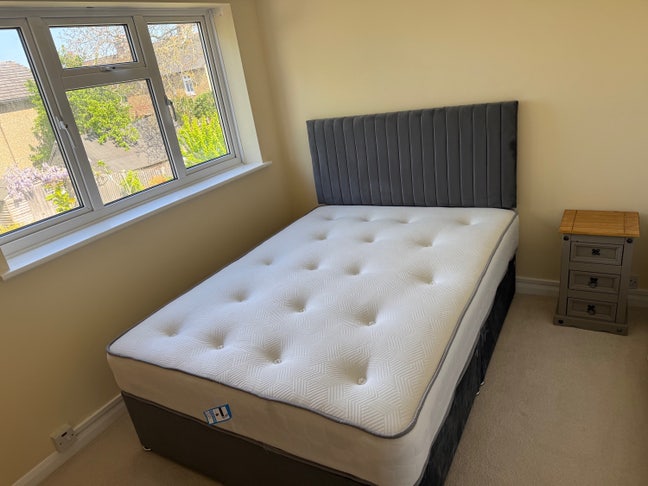 Spacious  double room with own shower room.  Main Photo