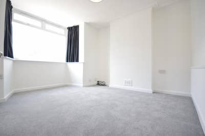 3 Bed Home Near Fishponds Main Photo