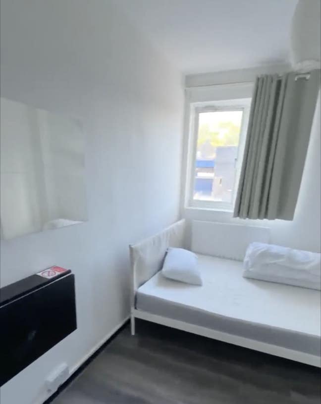 🌇 Freshly Renovated Flat in Aldgate Main Photo