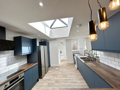 BRAND NEW CV12BX Carmelit Road Ensuite-Kitchen Main Photo