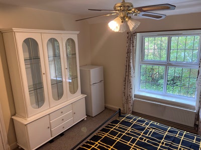 Room to rent  Main Photo