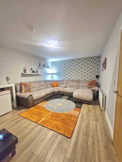 3BR Tropical House 6 months rent ! &pound;2550 Main Photo