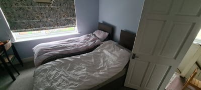 Twin room in Greenford area  Main Photo