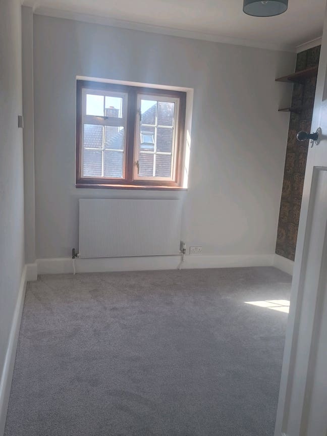 DOUBLE: Large House Garden Living room Main Photo