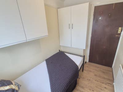 Cheap single room in Wembley  Main Photo