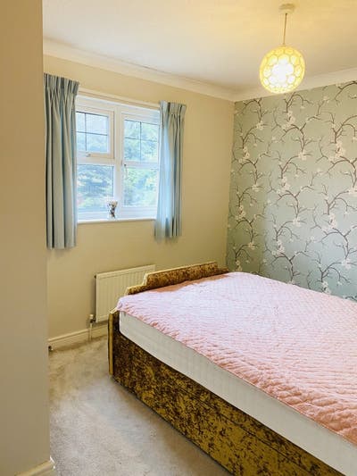 Big Double Room, Own Bathroom with Private Access Main Photo