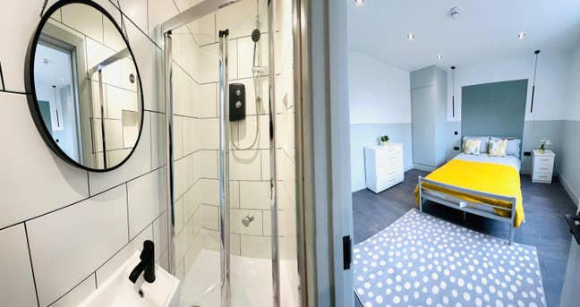 ✨ 🏡 2X En-Suite Rooms to Let in - Lewisham Main Photo