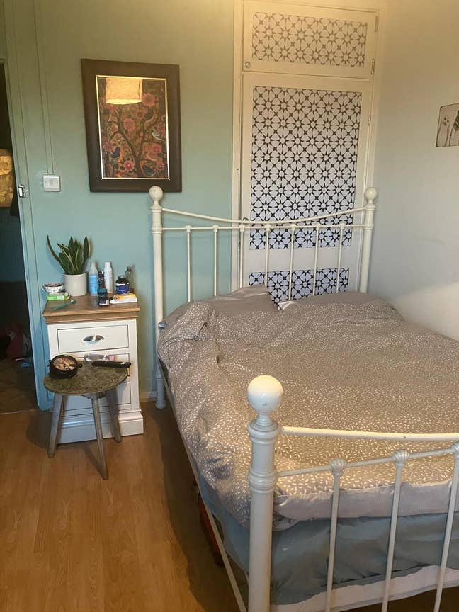 Double bedroom in south woodford Main Photo