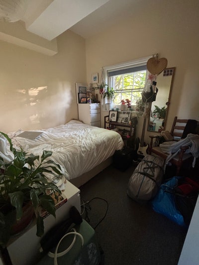 Double Room w/ Bathroom - Mile End  Main Photo