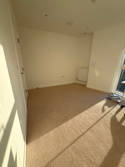 Luxury Ensuite in a newly built flat.  Main Photo