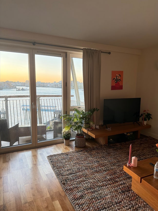 Flat mate needed  Main Photo