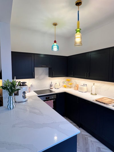 Room available in South Kensington renovated flat  Main Photo