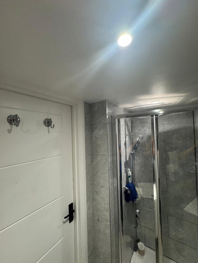 En suite double room available in croydon  Main Photo