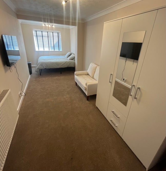 Super King Size Room Available ✨  Main Photo