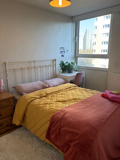 Huge Room in Stockwell Available from 28th May  Main Photo