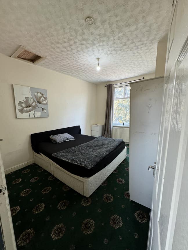 Room in Ol2 Main Photo