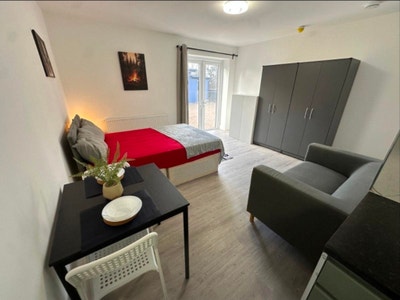 🏡🔥 1 Bedroom Flat to Let in – Willsden Green Main Photo