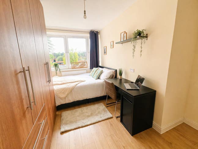 Double Rooms - London Bridge Main Photo