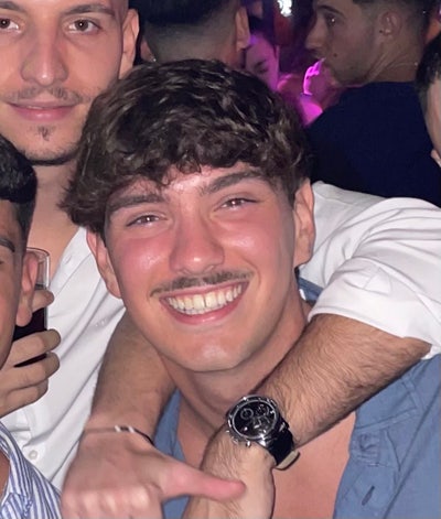 looking for a room/buddy up! Main Photo