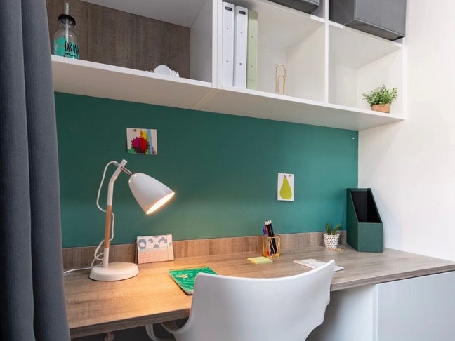 Modern Studio in Kingston - &pound;250pw Main Photo