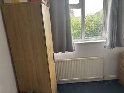  Single Bedroom  Main Photo