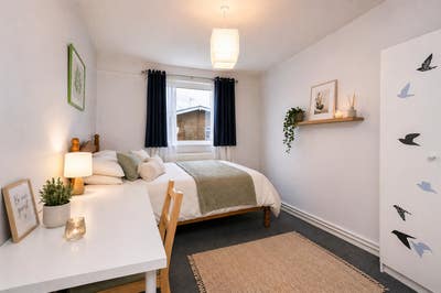Double Rooms, bright🏠in Limehouse E14 - C. LON Main Photo