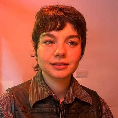 Looking for a room for June Main Photo