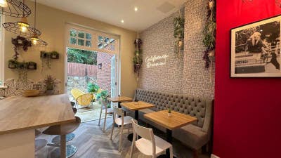 🚞 Amazing En Suite Room -  Superb House Share 🚞 Main Photo