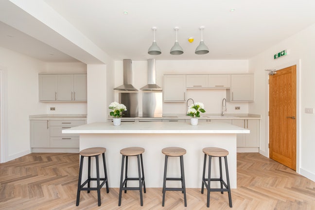 Large Double Room | Open Plan Kitchen Main Photo