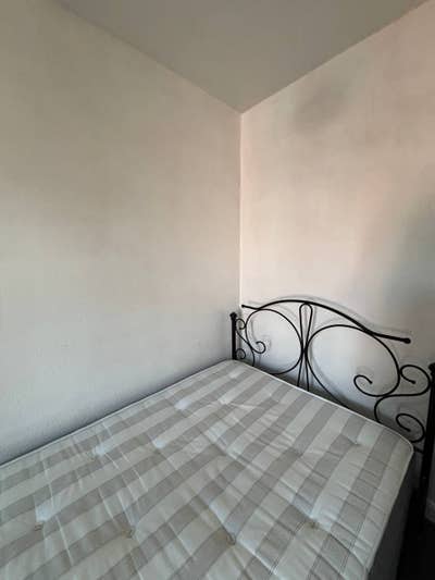 1 double bedroom room for rent Main Photo
